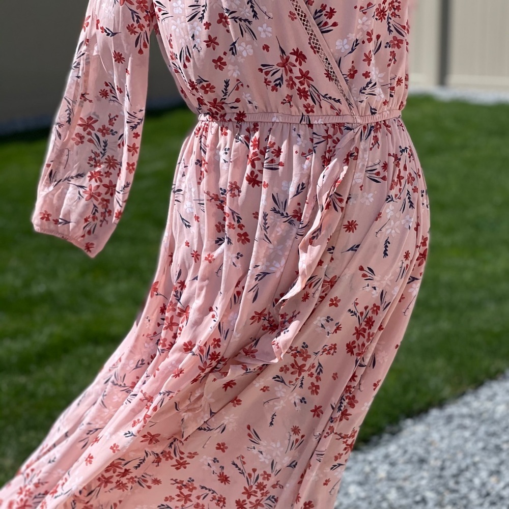 Shoe dazzle Ruffle Front Dress - Picture 4 of 6